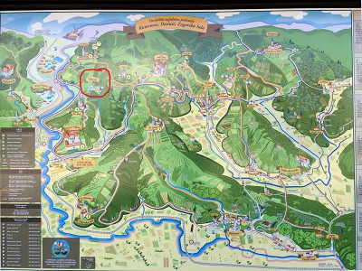 Jeszcze jedna mapka Zagorja pokazująca trochę jego zagospodarowanie- nasze lokum w czerwonym kółku. W dole mapy Kumrovec- miejsce gdzie urodził się JosipBroz Tito