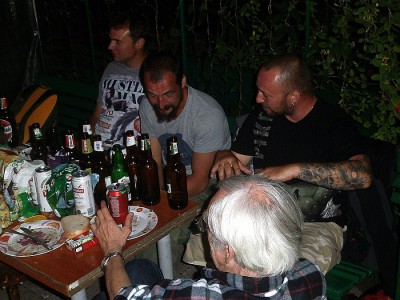 Dyskusje kameralne: Janek, Andrzej, Marcin i na pierwszym planie Elek